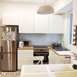  Apartment Lilly